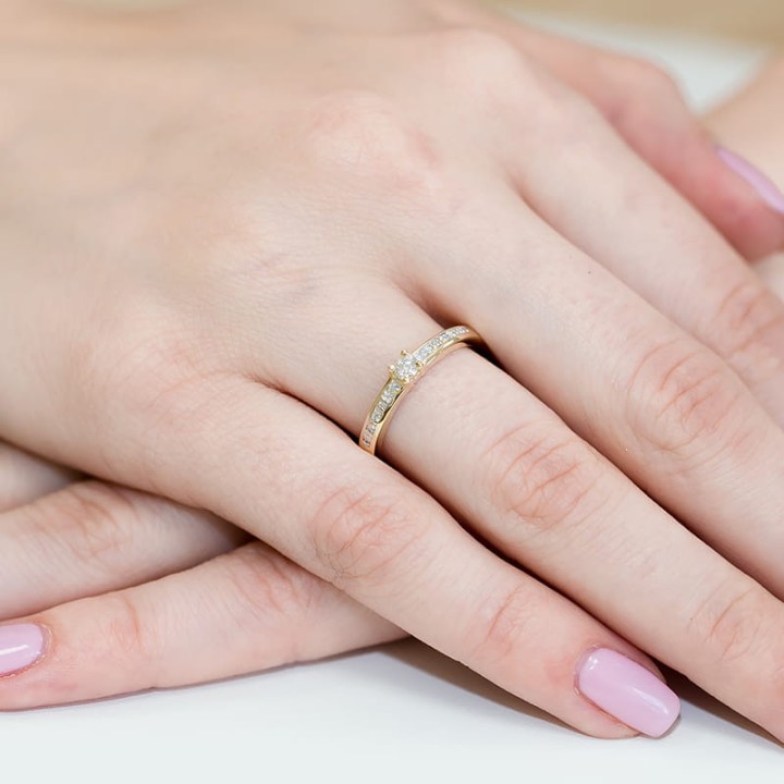 DIAMENTY Pierścionek W-288