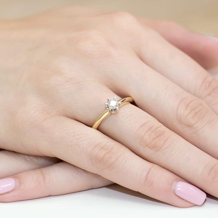 DIAMENTY Pierscionek W-267
